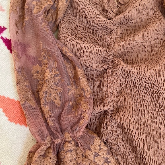 Above the Knee Dress - Picture 2 of 6